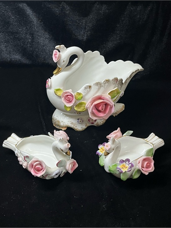 Lefton China Other - Vintage Lefton China Swan Trinket Dishes - Full Set, Hand-Painted (1950s)